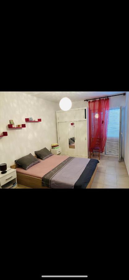 Apartmani Roxy Lovište Екстериор снимка